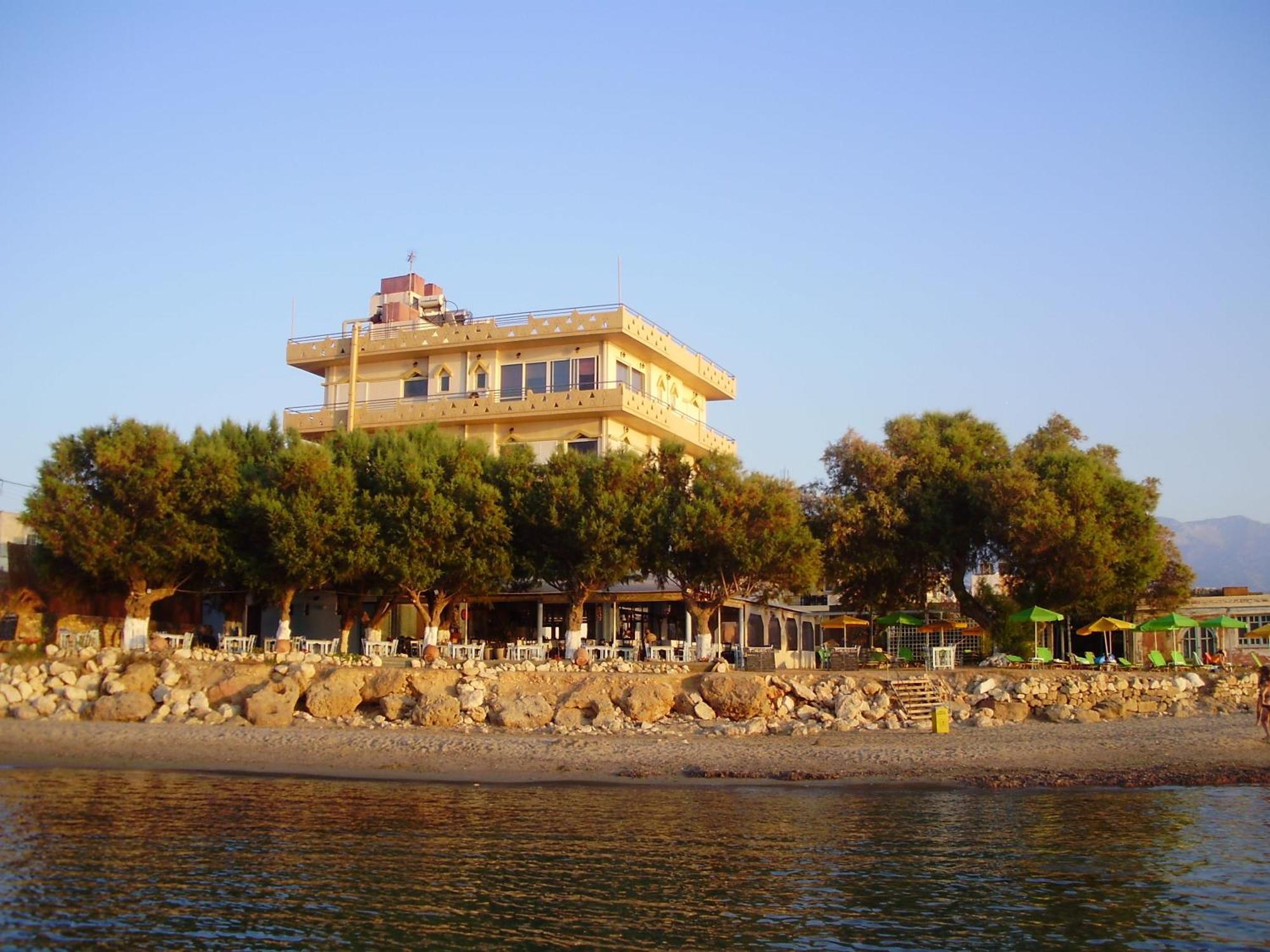 Melani Apartments Chrissi Akti Chania Exterior foto