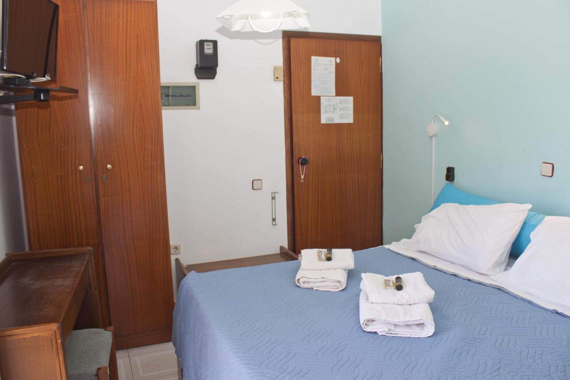 Melani Apartments Chrissi Akti Chania Exterior foto
