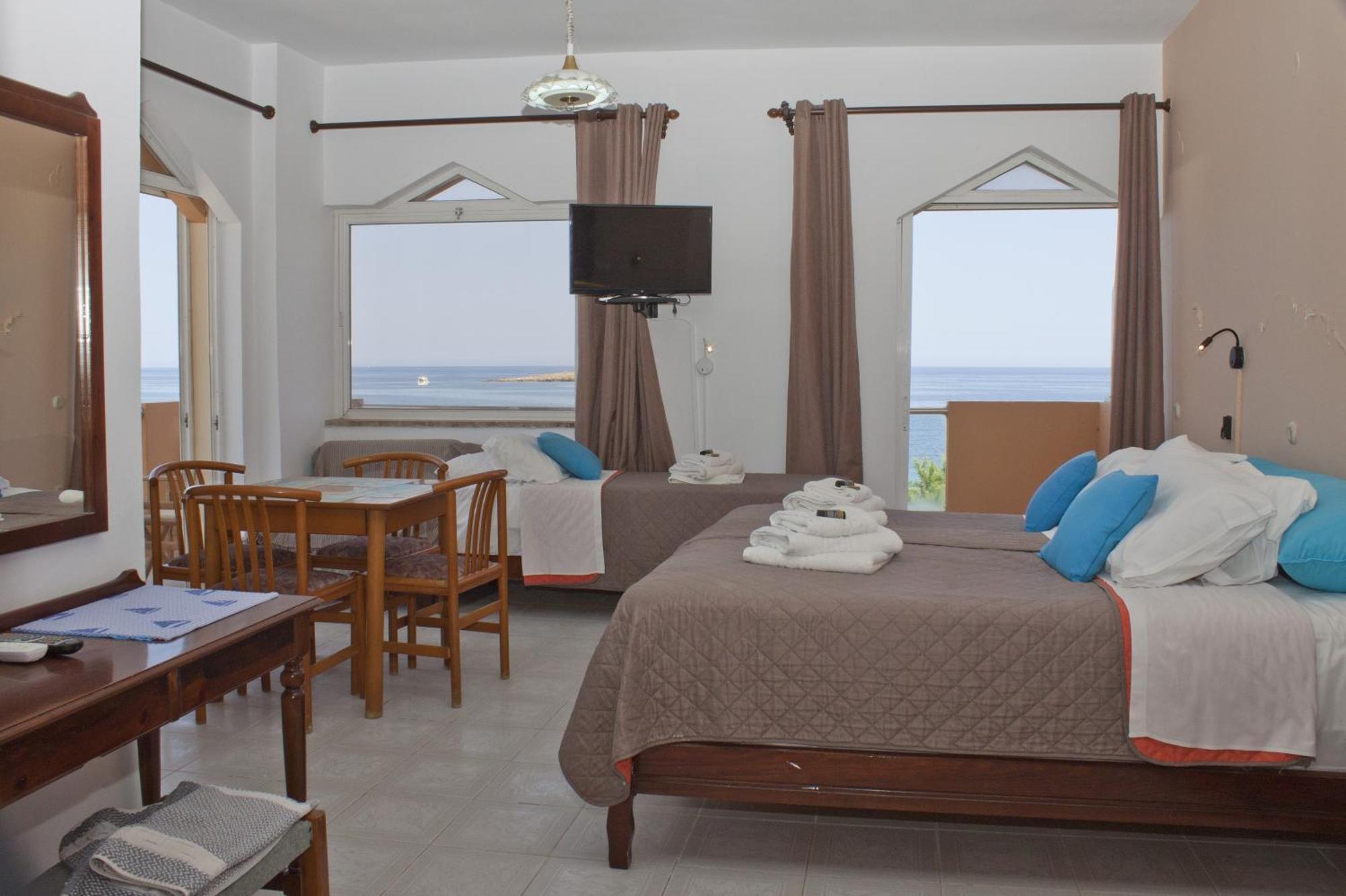 Melani Apartments Chrissi Akti Chania Exterior foto